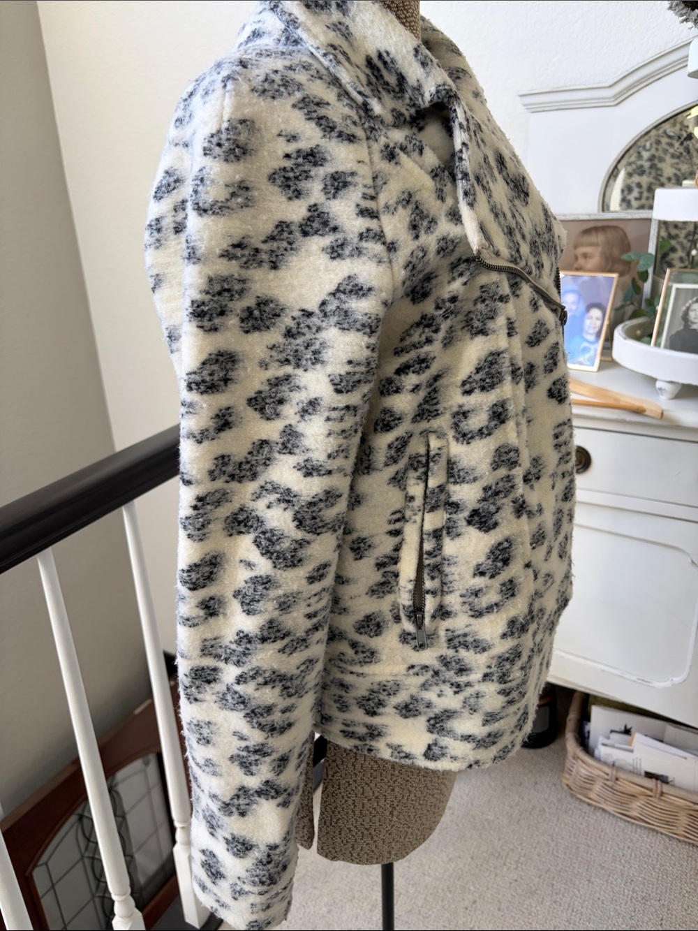 cupcakes & cashmere Black and White Leopard Teddy Moto Jacket